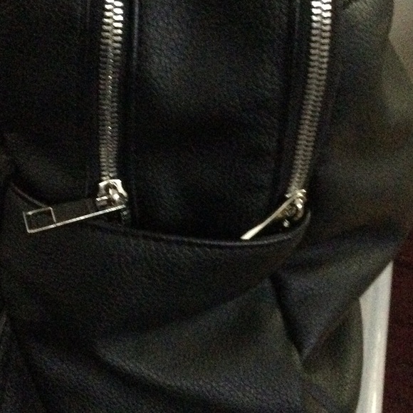 Lambert - Picture 5 of 8